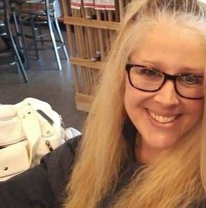 Meet your Posher, Michelle riffle